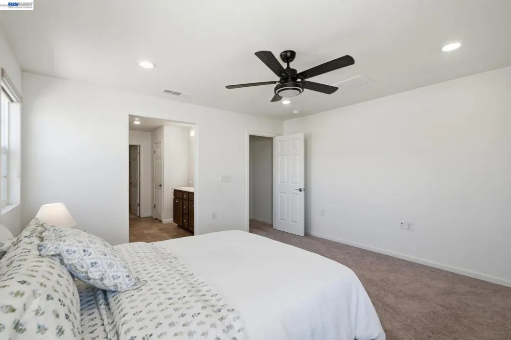 639 Rosedale Way Lathrop, CA 95330