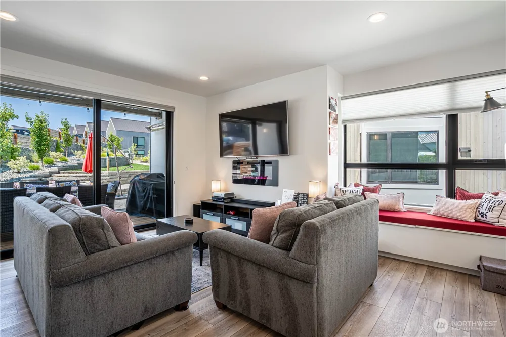 1402 Cottage Lane Chelan, WA 98816