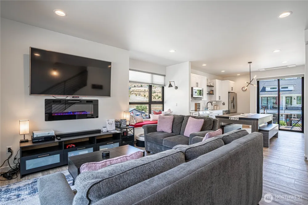 1402 Cottage Lane Chelan, WA 98816