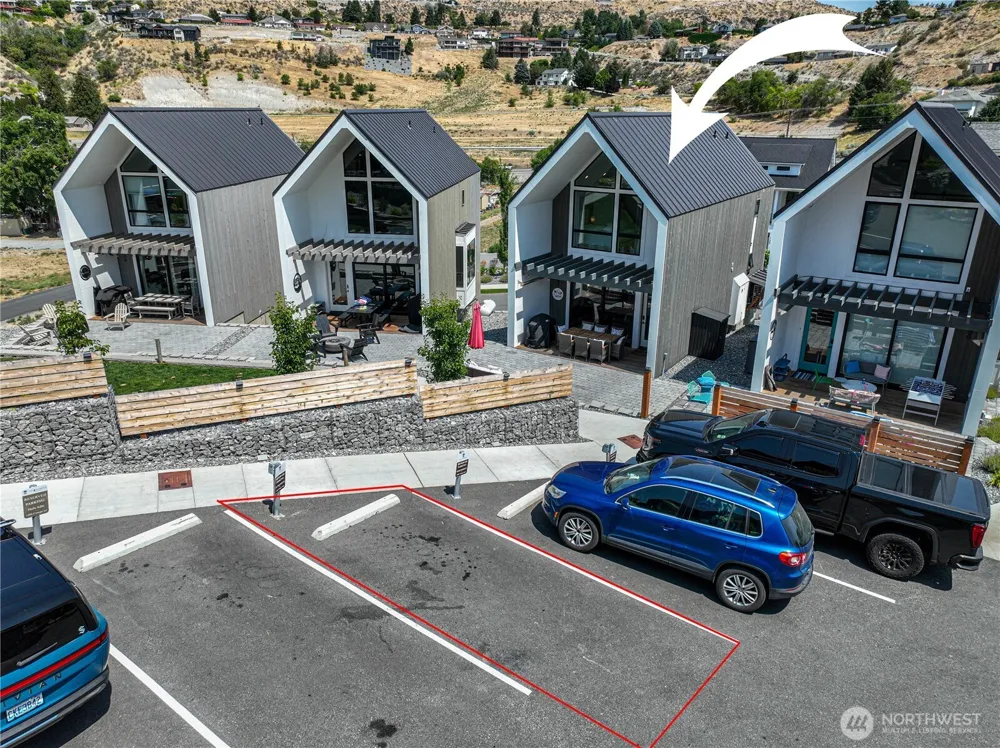 1402 Cottage Lane Chelan, WA 98816
