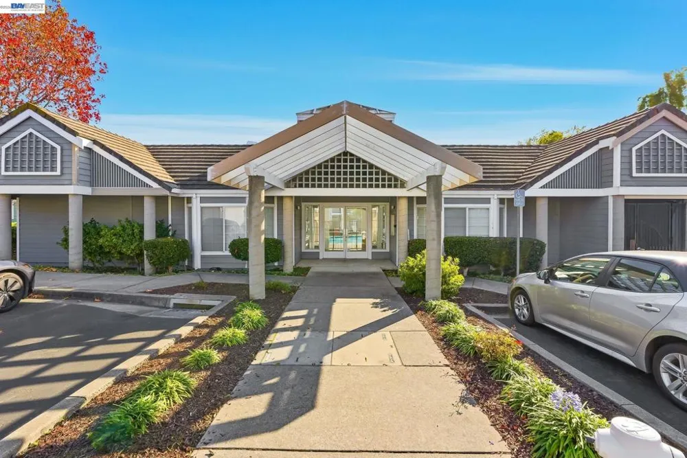 316 Dursey Drive Pinole, CA 94564