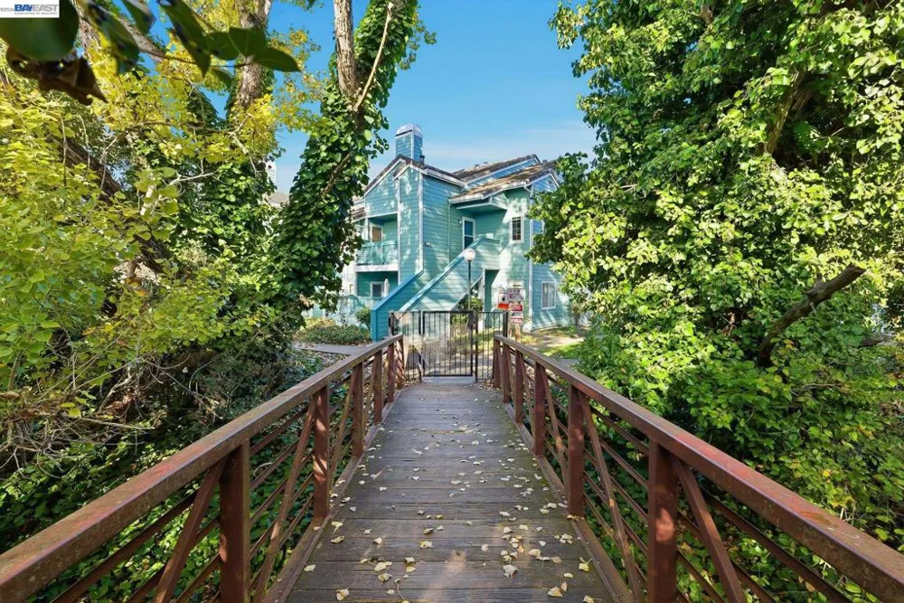 316 Dursey Drive Pinole, CA 94564