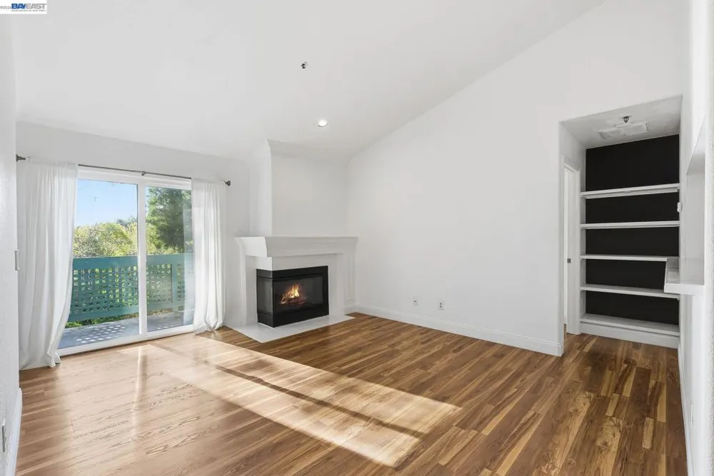 316 Dursey Drive Pinole, CA 94564