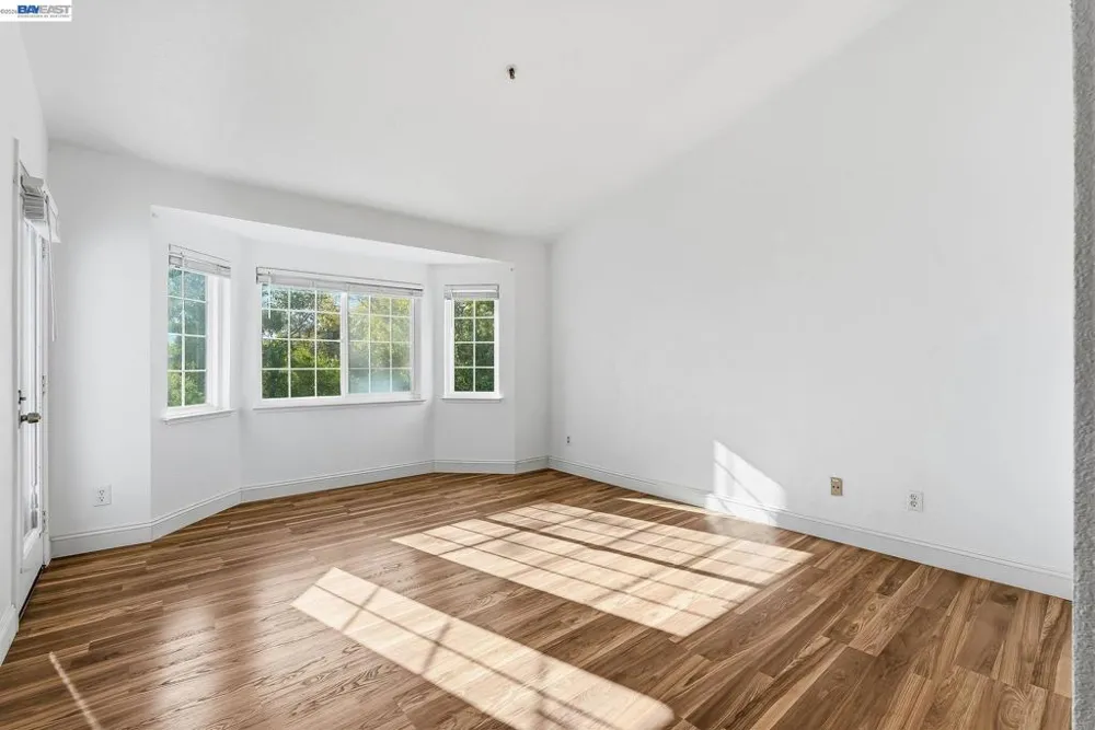 316 Dursey Drive Pinole, CA 94564
