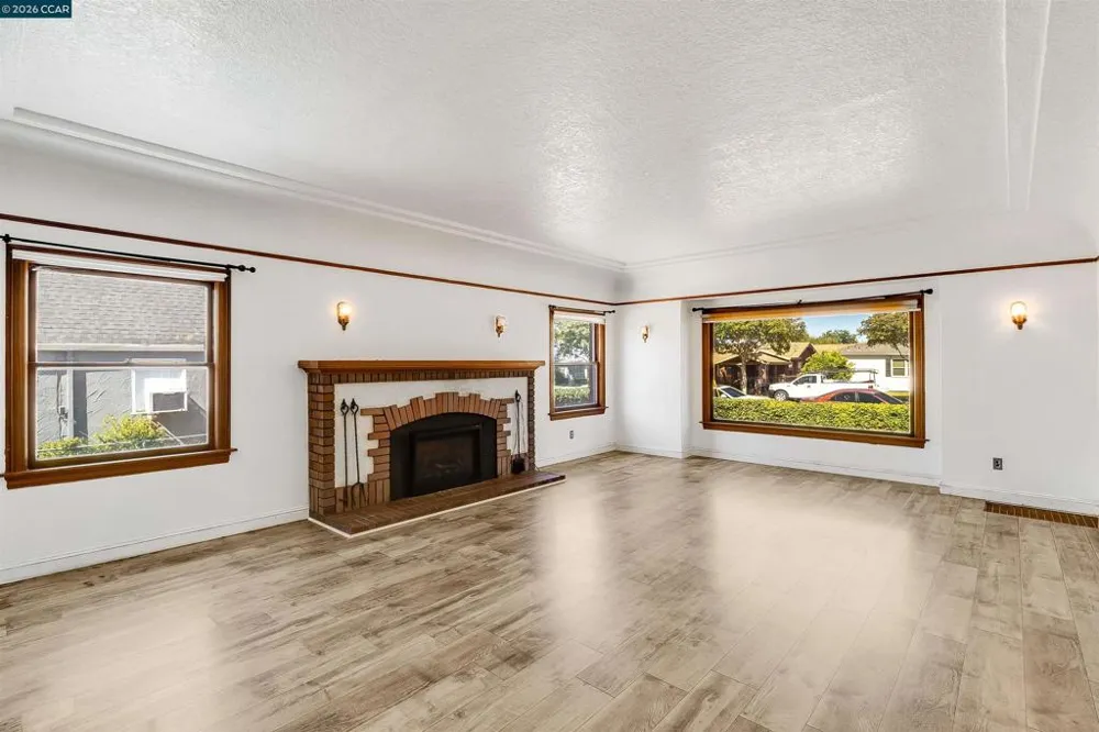 1505 Parker Ave Tracy, CA 95376