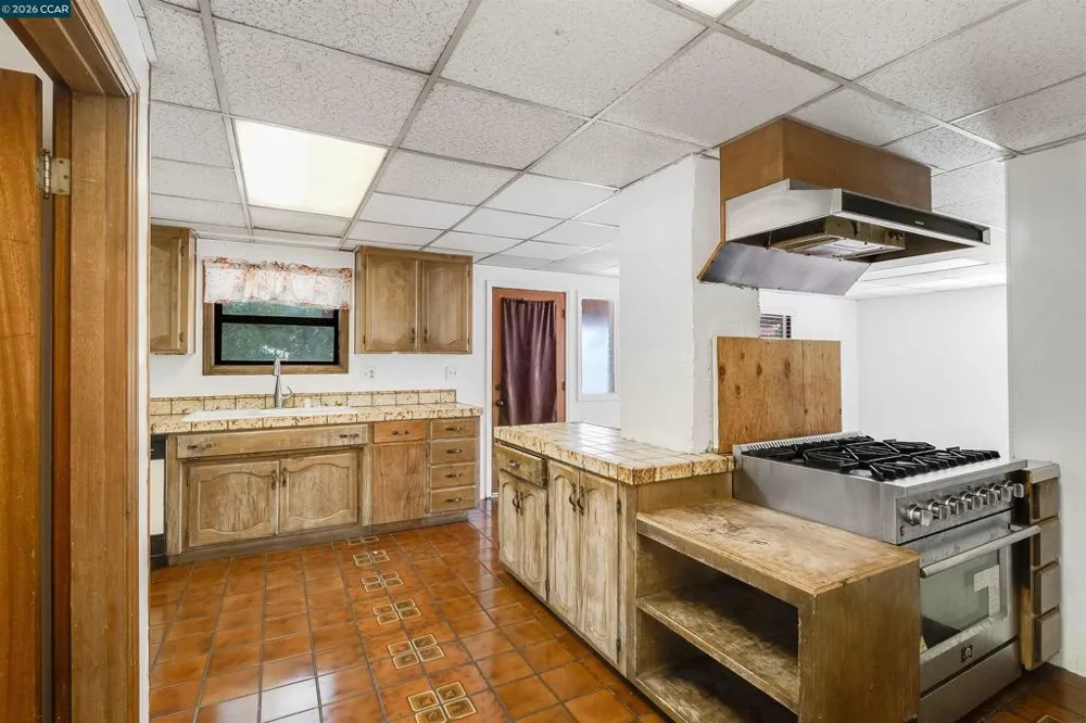 1505 Parker Ave Tracy, CA 95376