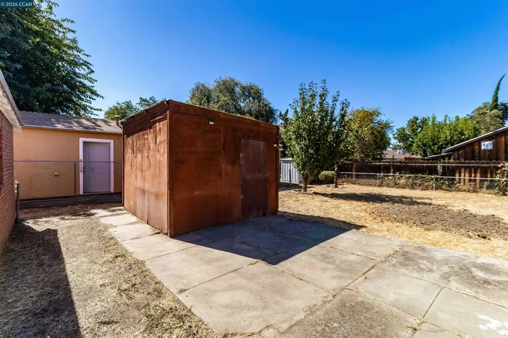 1505 Parker Ave Tracy, CA 95376