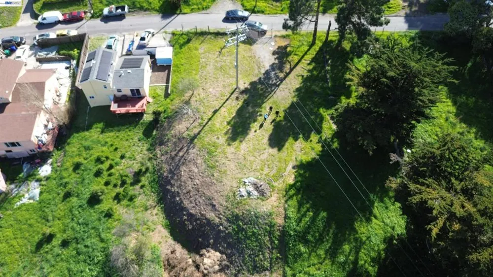 3944 La Cima Rd El Sobrante, CA 94803
