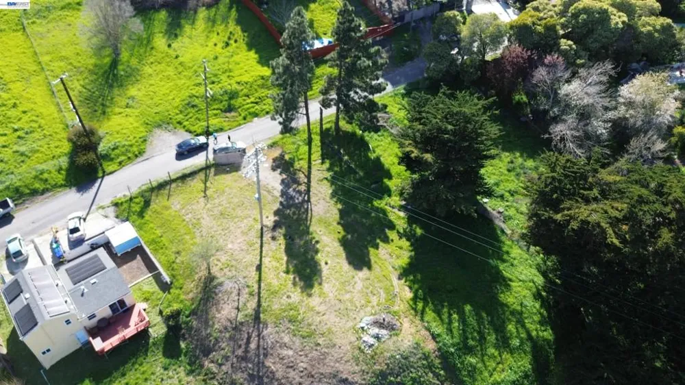 3944 La Cima Rd El Sobrante, CA 94803