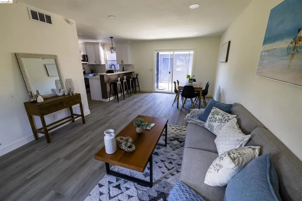 140 El Capitan Ln Antioch, CA 94509