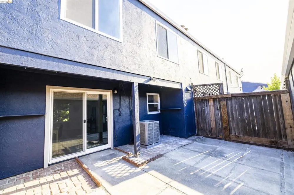 140 El Capitan Ln Antioch, CA 94509