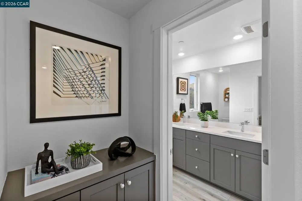 27277 Cosmo Ct Hayward, CA 94544