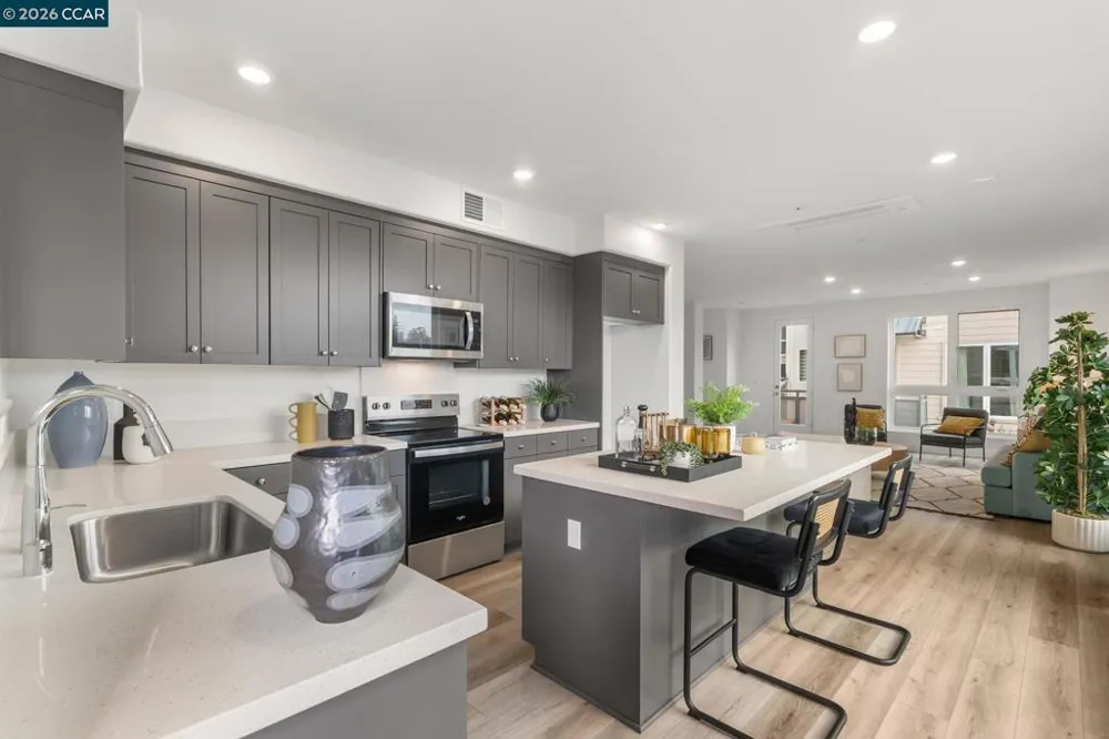 27277 Cosmo Ct Hayward, CA 94544
