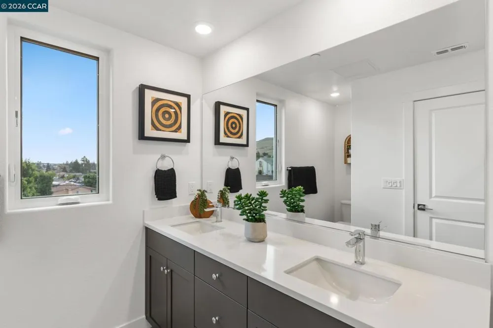 27277 Cosmo Ct Hayward, CA 94544