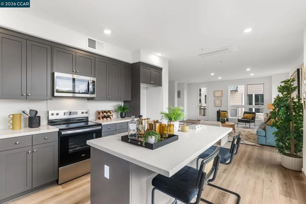 27277 Cosmo Ct Hayward, CA 94544