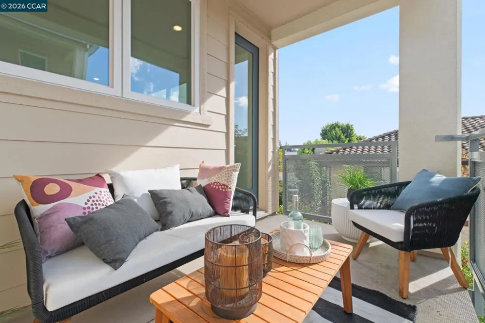 27277 Cosmo Ct Hayward, CA 94544