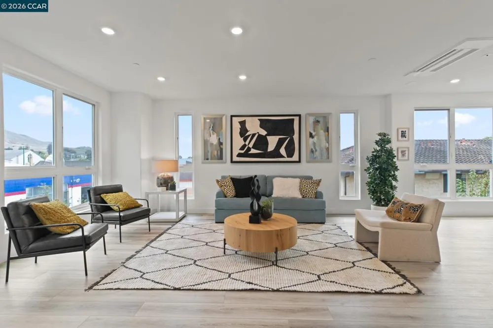 27277 Cosmo Ct Hayward, CA 94544