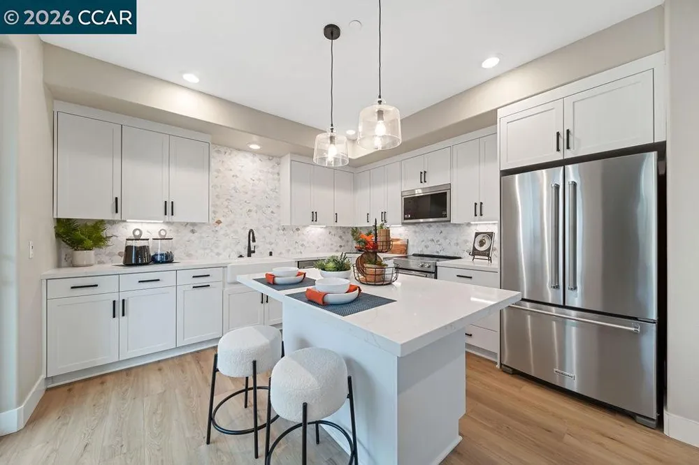 27264 Cosmo Ct Hayward, CA 94544