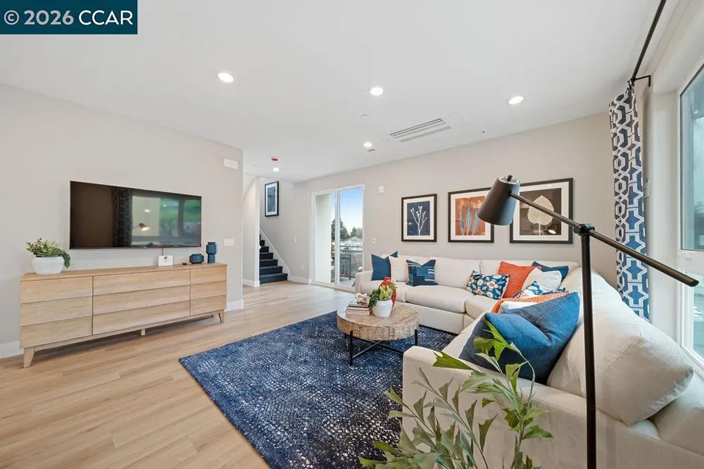27264 Cosmo Ct Hayward, CA 94544