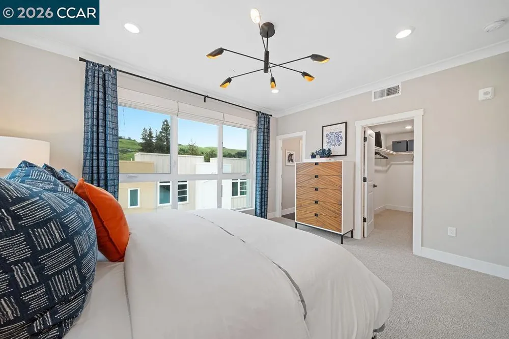 27264 Cosmo Ct Hayward, CA 94544