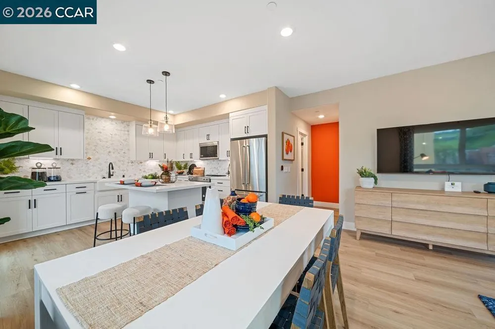 27264 Cosmo Ct Hayward, CA 94544