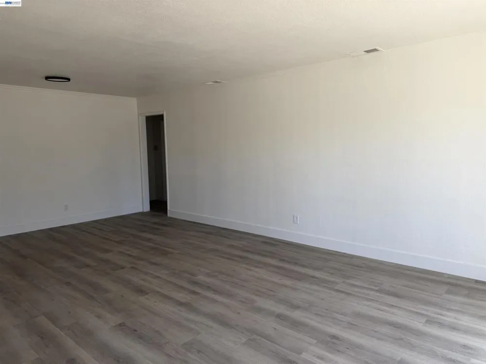 5250 Standish Rd Sacramento, CA 95820