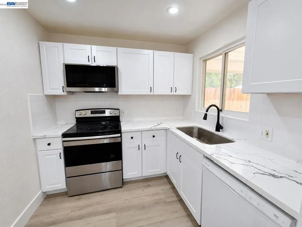 5250 Standish Rd Sacramento, CA 95820