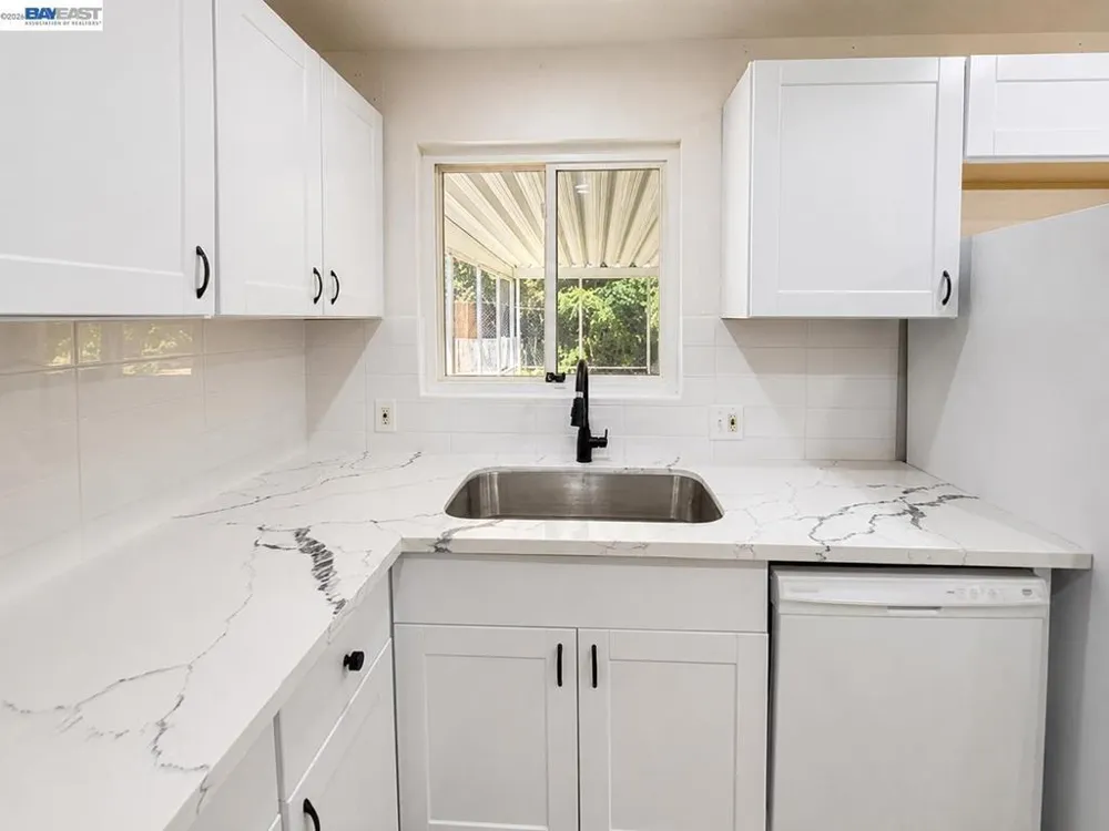 5250 Standish Rd Sacramento, CA 95820