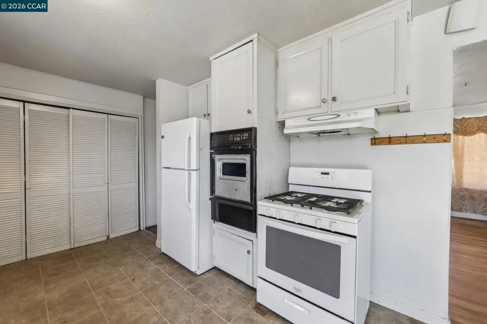 373 Sawyer St Vallejo, CA 94589