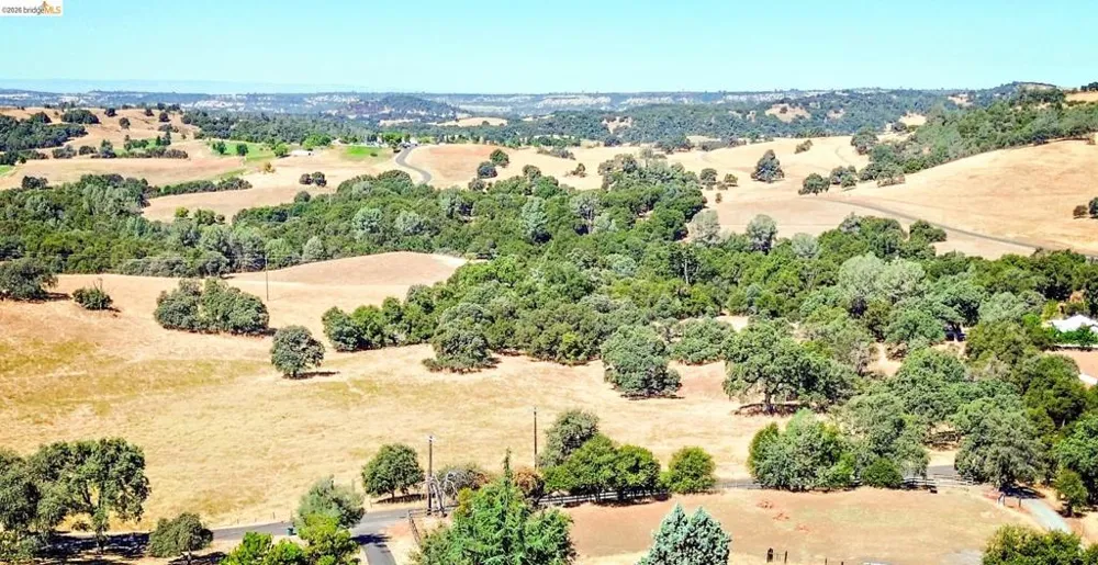 13246 Armistead Cir Sonora, CA 95370