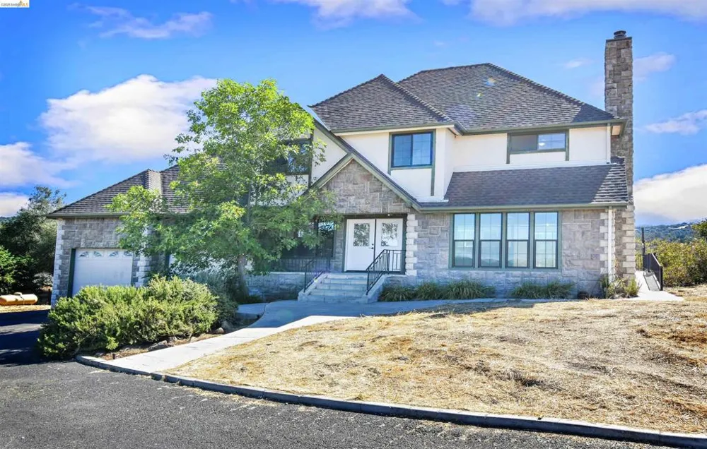 13246 Armistead Cir Sonora, CA 95370