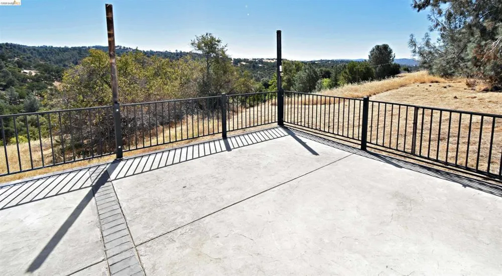 13246 Armistead Cir Sonora, CA 95370