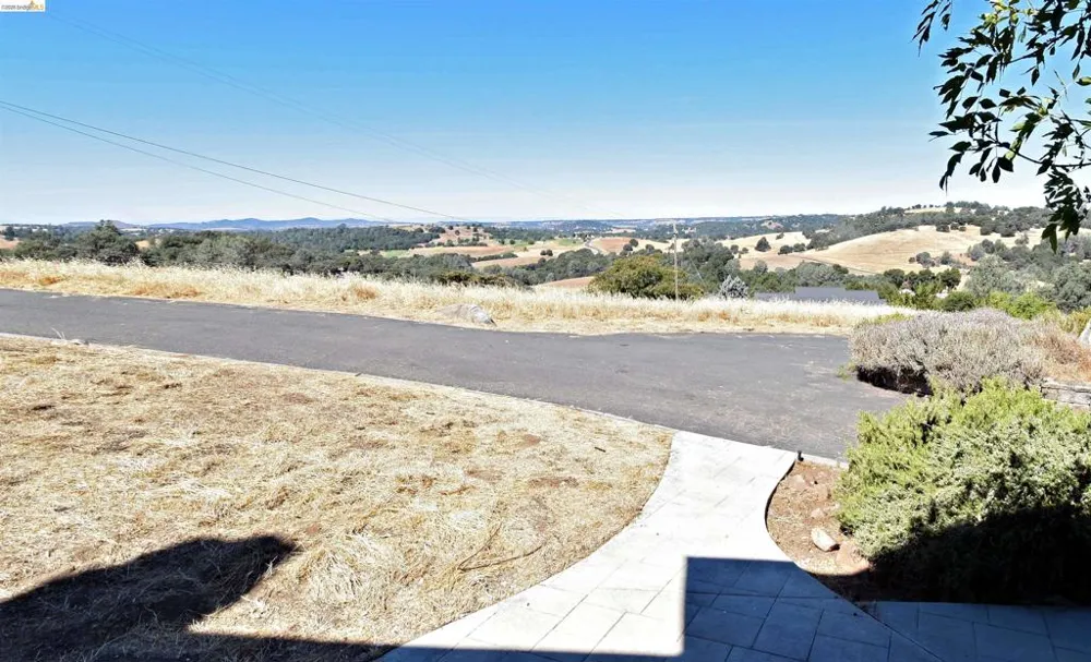 13246 Armistead Cir Sonora, CA 95370