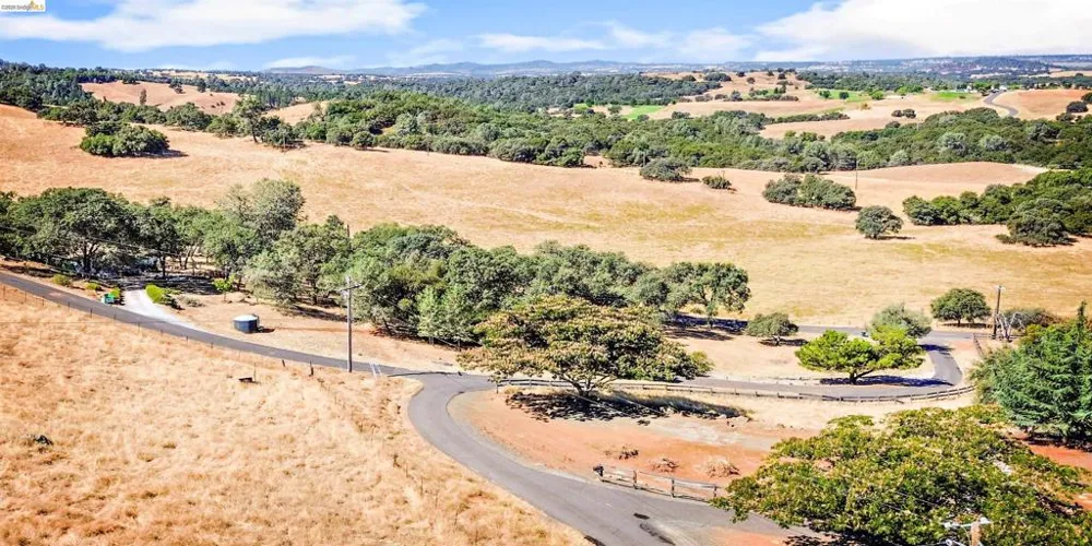 13246 Armistead Cir Sonora, CA 95370