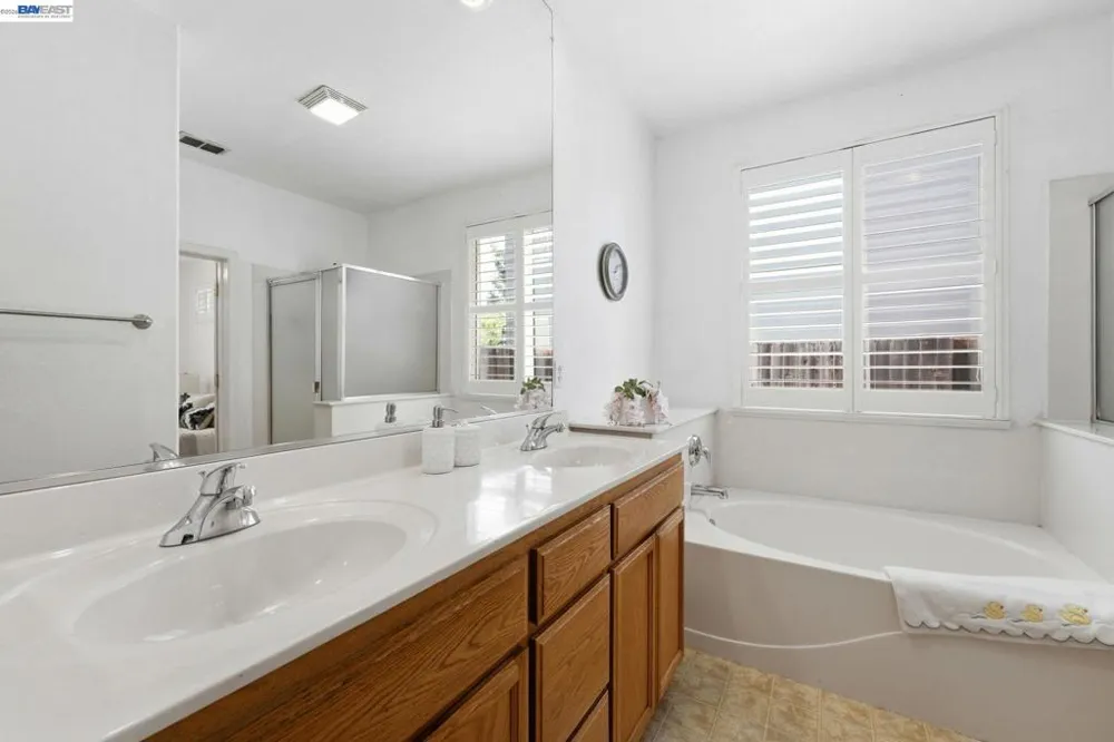 6485 pine meadow cir Stockton, CA 95219