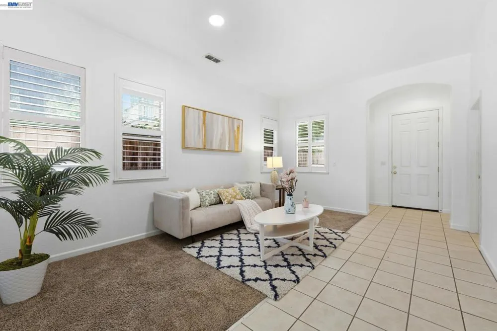6485 pine meadow cir Stockton, CA 95219