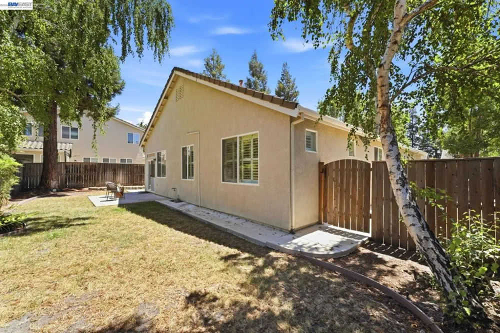 6485 pine meadow cir Stockton, CA 95219