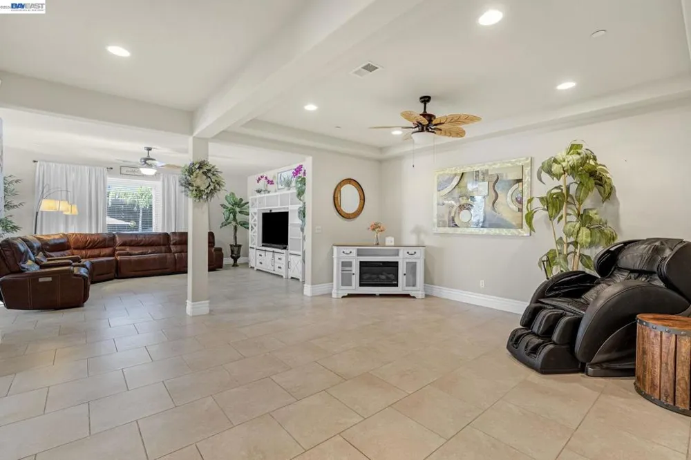 3101 Finchwood Ave Fresno, CA 93619