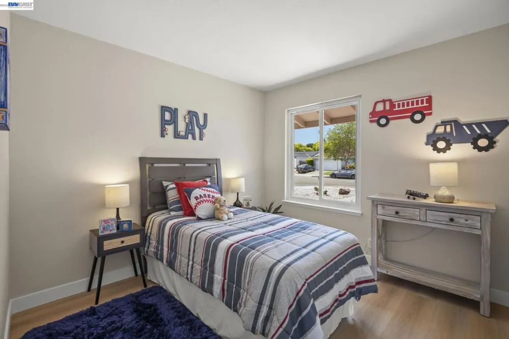 36294 Darvon St Newark, CA 94560