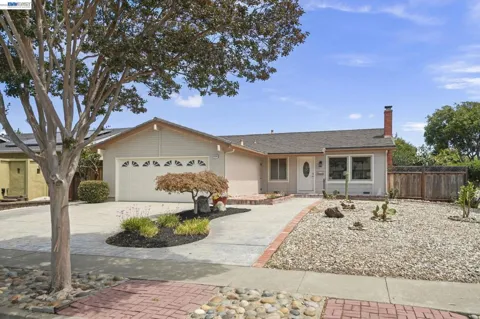 36294 Darvon St