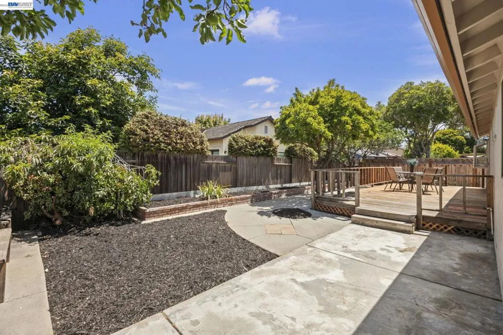 36294 Darvon St Newark, CA 94560