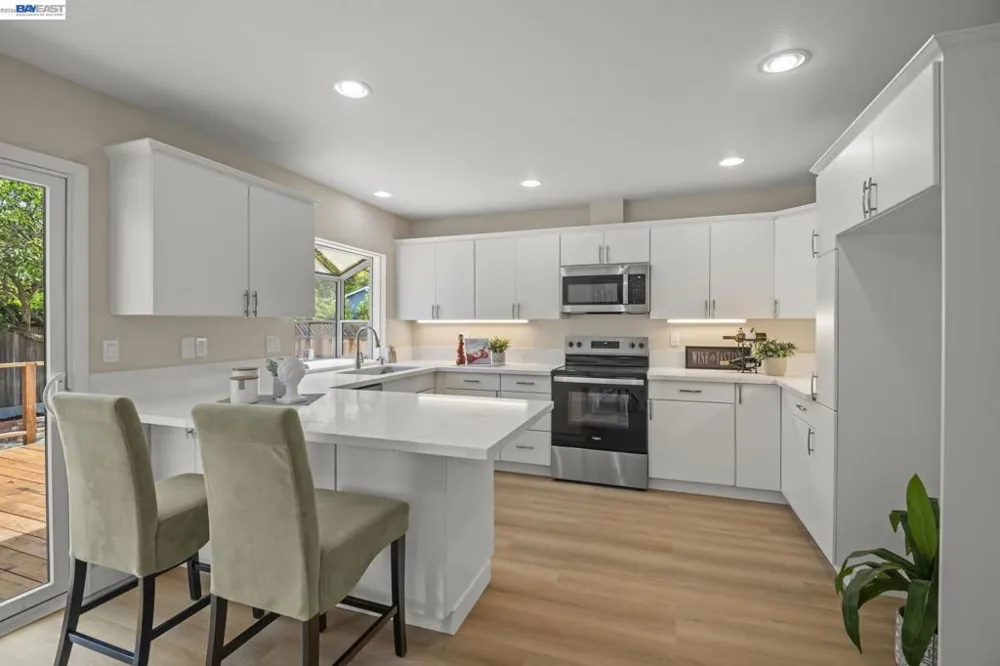 36294 Darvon St Newark, CA 94560