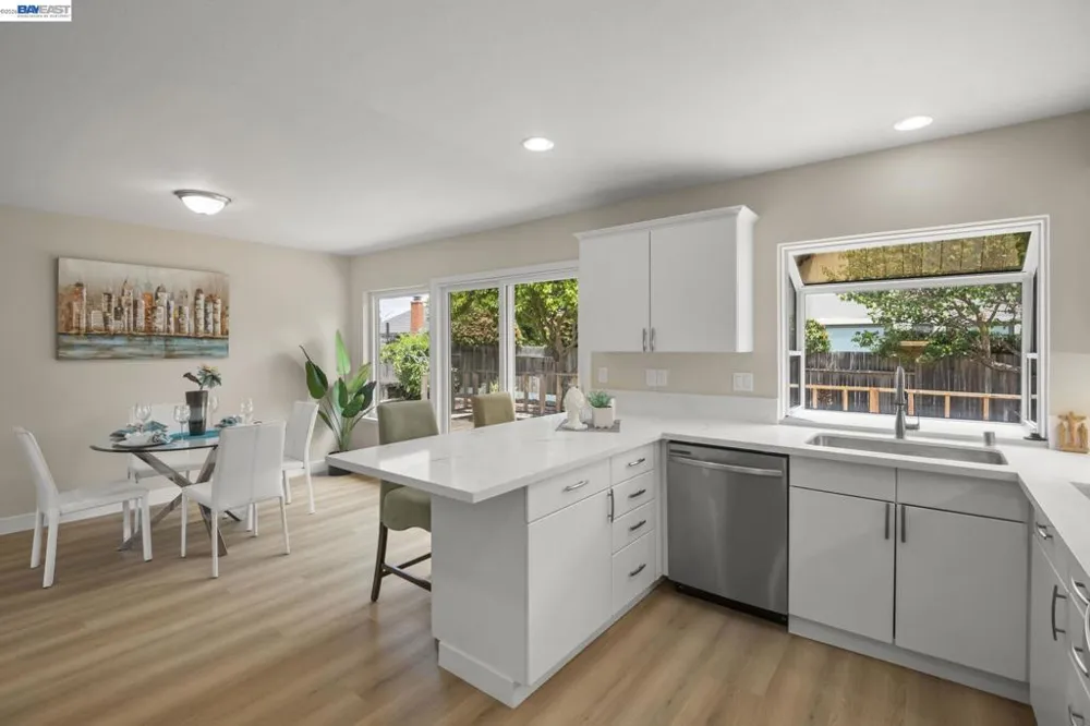 36294 Darvon St Newark, CA 94560