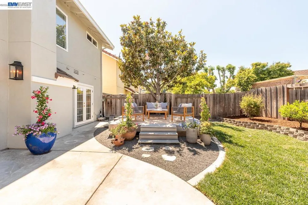 32767 Hilmar St Union City, CA 94587