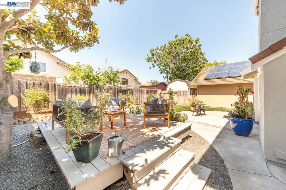 32767 Hilmar St Union City, CA 94587