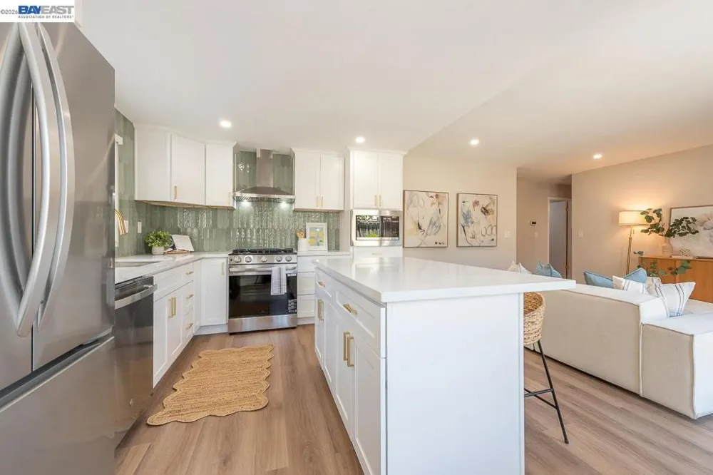 32767 Hilmar St Union City, CA 94587