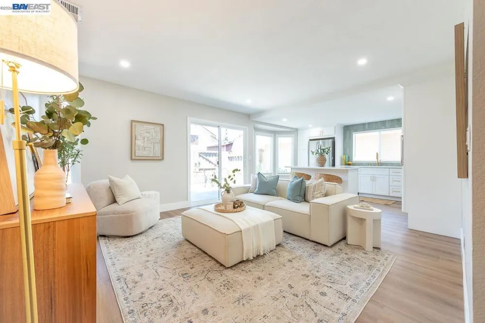 32767 Hilmar St Union City, CA 94587