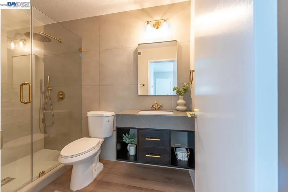 32767 Hilmar St Union City, CA 94587