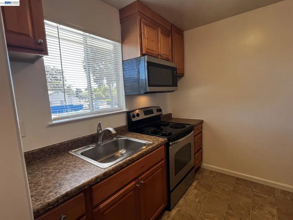 36976 Mulberry St Newark, CA 94560