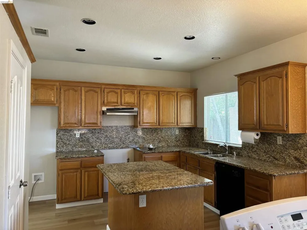 5021 CHAPARRAL CT Antioch, CA 94531